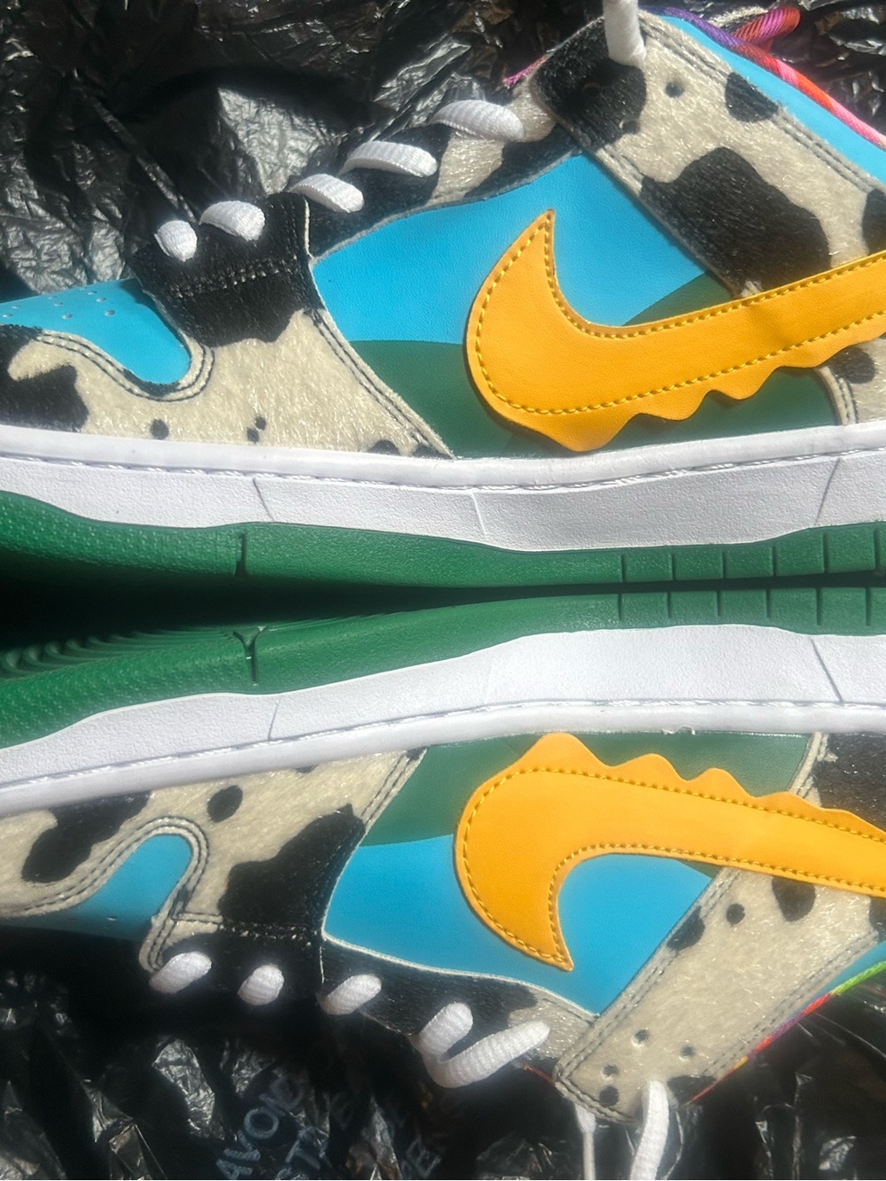 Ben & Jerry Nike   Cow Print Low-Top Sneakers - Turquoise & Yellow no shoe box